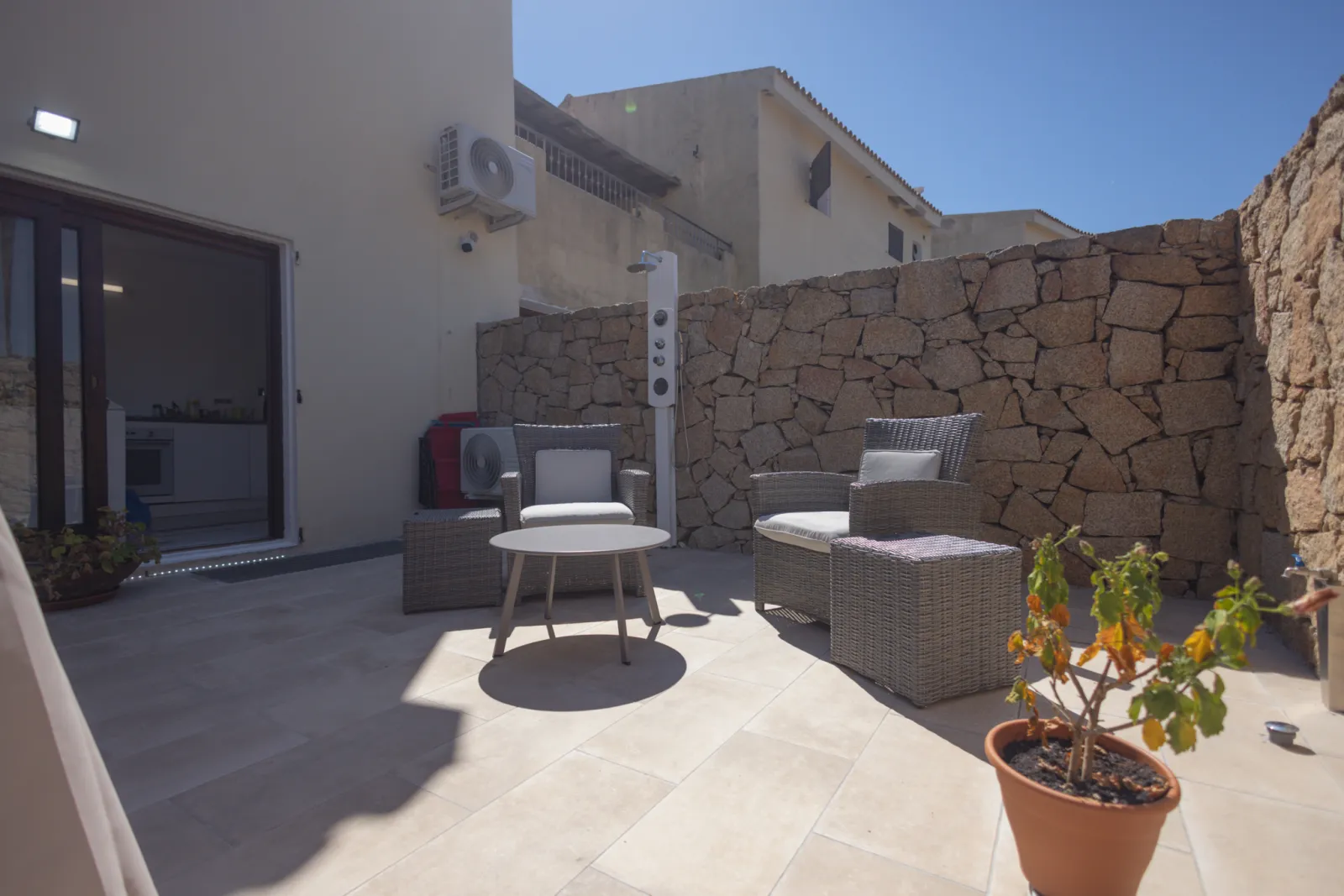 La zona relax all'aperto
